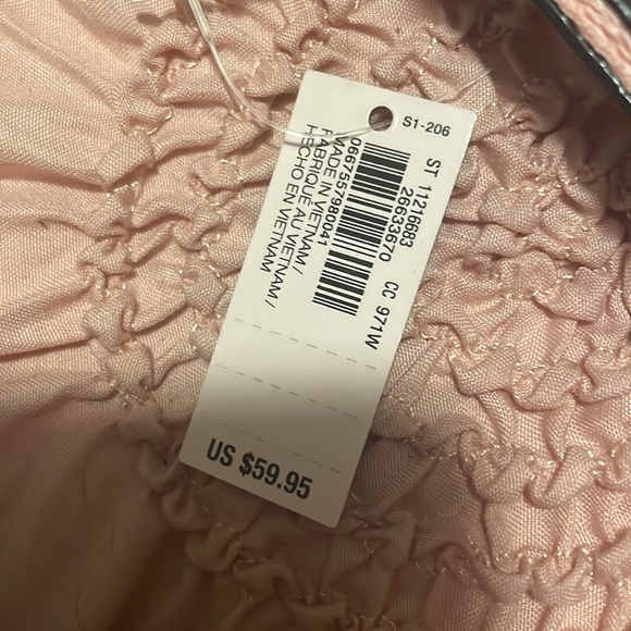 Pink duffle bag 💼 - Picture 5 of 5